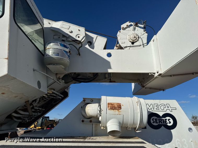 image for item LH9348 1989 P&H Century 122 crane