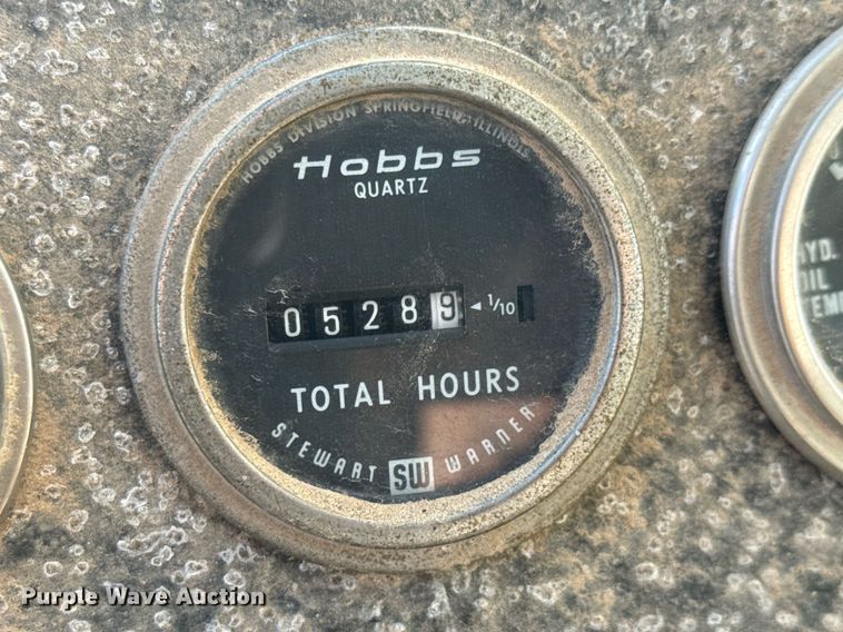 image for item LH9348 1989 P&H Century 122 crane