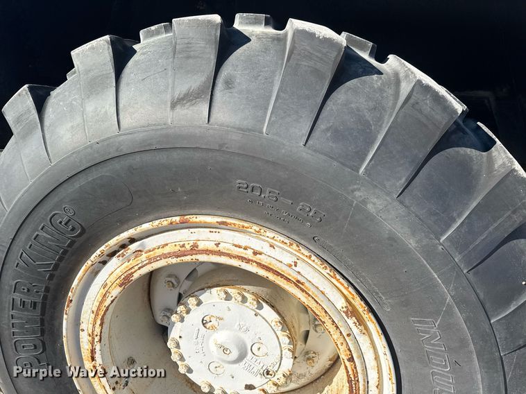 image for item LH9348 1989 P&H Century 122 crane