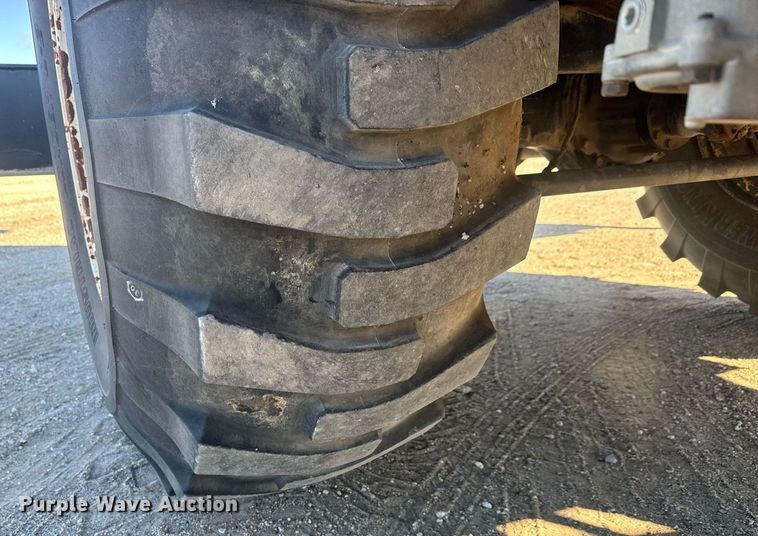 image for item LH9348 1989 P&H Century 122 crane