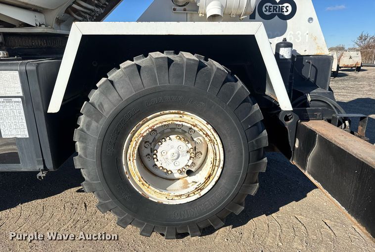 image for item LH9348 1989 P&H Century 122 crane