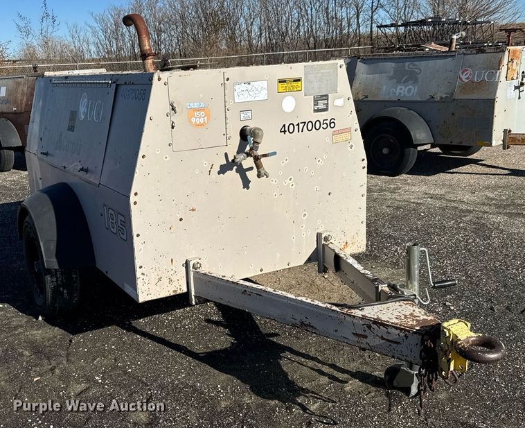 image for item LH9351 1999 CompAir LeRoi Q185DJ-E air compressor