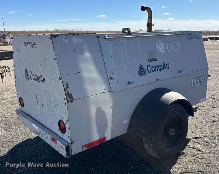image for item LH9351 1999 CompAir LeRoi Q185DJ-E air compressor