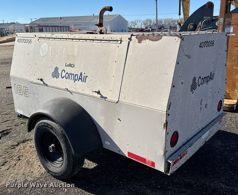 image for item LH9351 1999 CompAir LeRoi Q185DJ-E air compressor