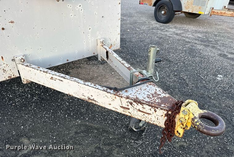 image for item LH9351 1999 CompAir LeRoi Q185DJ-E air compressor