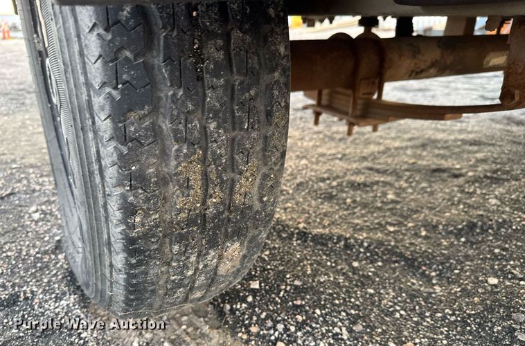 image for item LH9351 1999 CompAir LeRoi Q185DJ-E air compressor