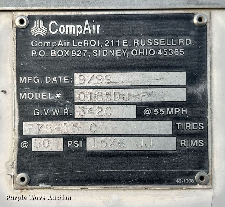 image for item LH9351 1999 CompAir LeRoi Q185DJ-E air compressor