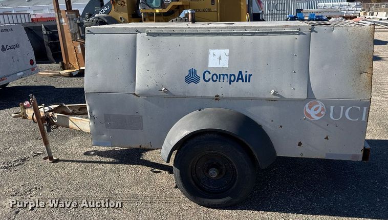 image for item LH9352 1999 CompAir LeRoi Q185DJ-E air compressor