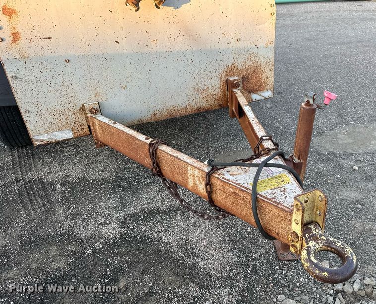 image for item LH9352 1999 CompAir LeRoi Q185DJ-E air compressor