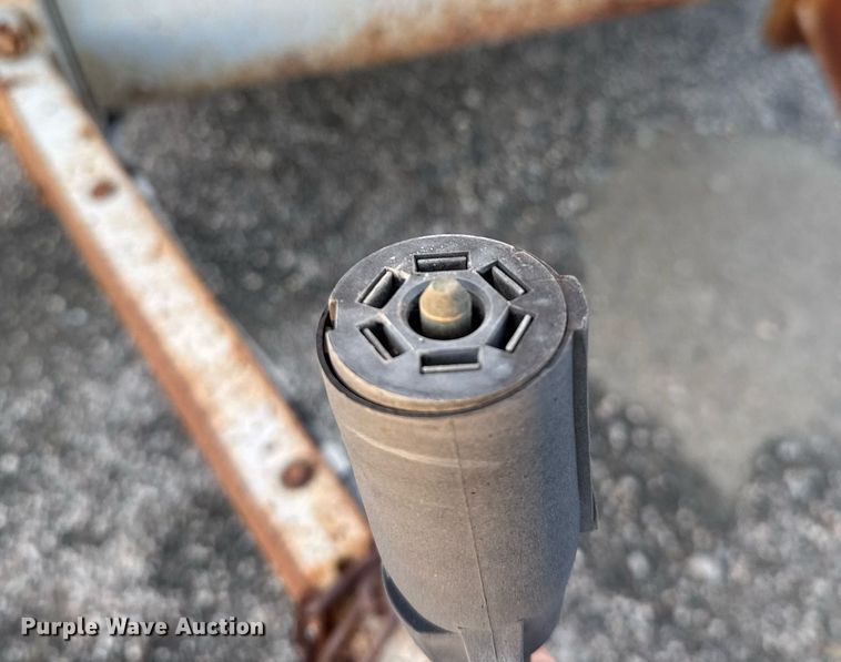 image for item LH9352 1999 CompAir LeRoi Q185DJ-E air compressor