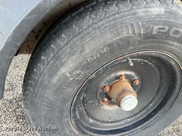 image for item LH9352 1999 CompAir LeRoi Q185DJ-E air compressor