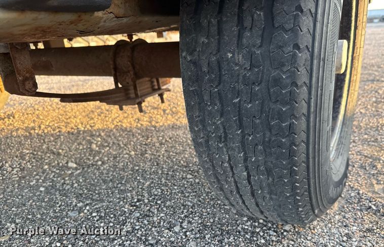 image for item LH9353 1999 CompAir LeRoi Q185DJ-E air compressor