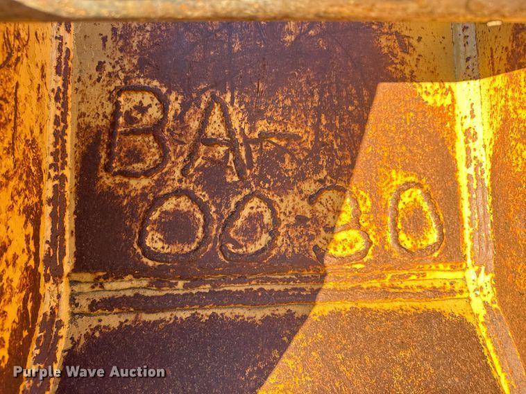 image for item LH9358 CP excavator bucket