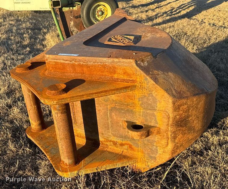 image for item LH9362 Hensley excavator bucket