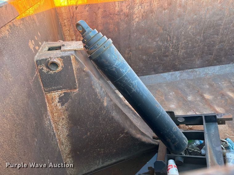 image for item LH9363 Dump bed