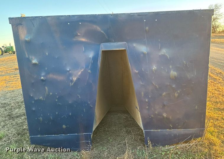 image for item LH9363 Dump bed