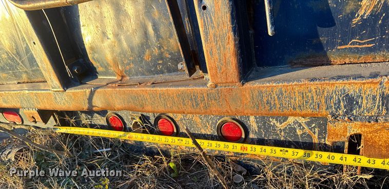 image for item LH9363 Dump bed