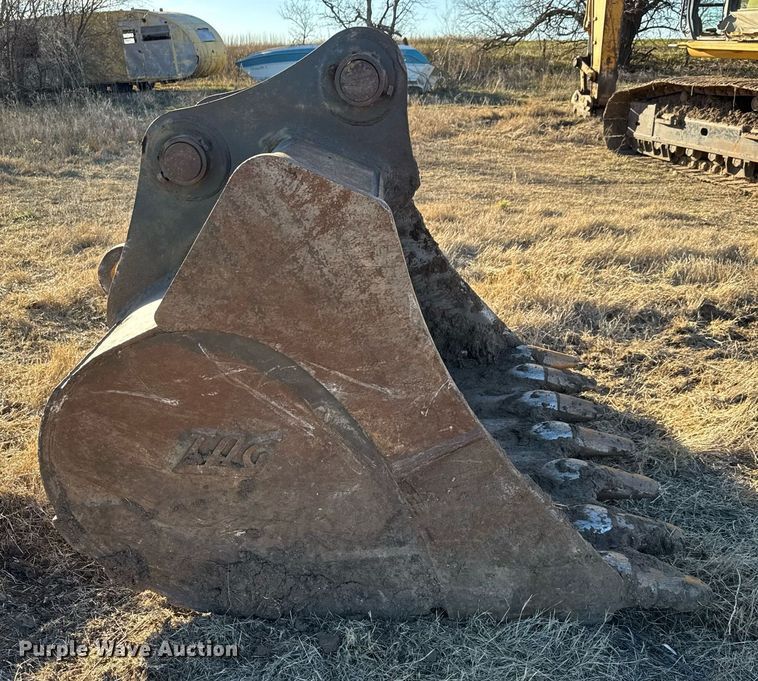 image for item LH9370 TAG excavator bucket