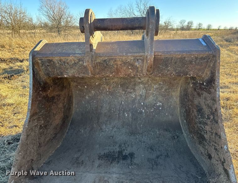 image for item LH9370 TAG excavator bucket