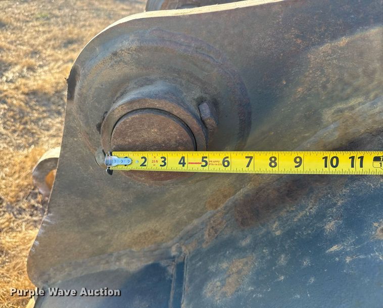 image for item LH9370 TAG excavator bucket