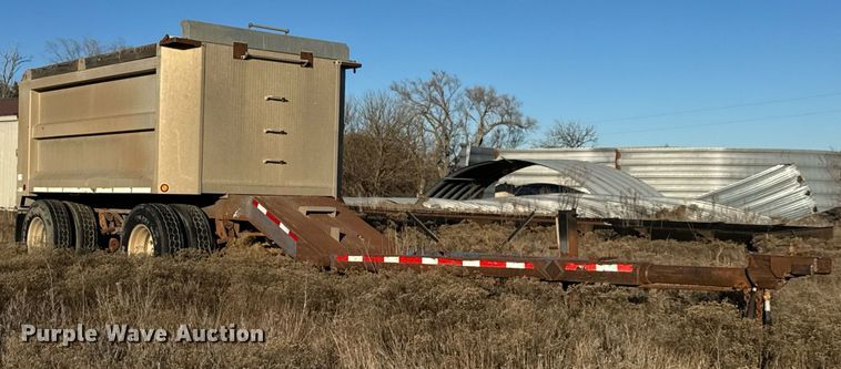 image for item LH9371 1995 Cornhusker end dump pup trailer