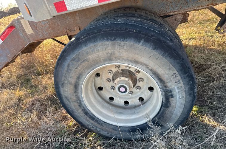 image for item LH9371 1995 Cornhusker end dump pup trailer