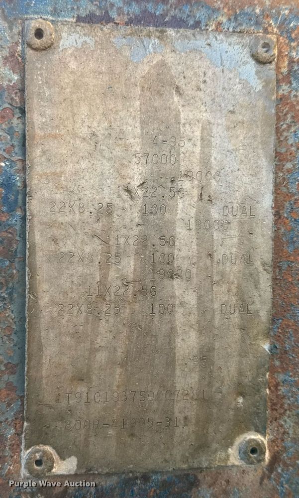 image for item LH9371 1995 Cornhusker end dump pup trailer