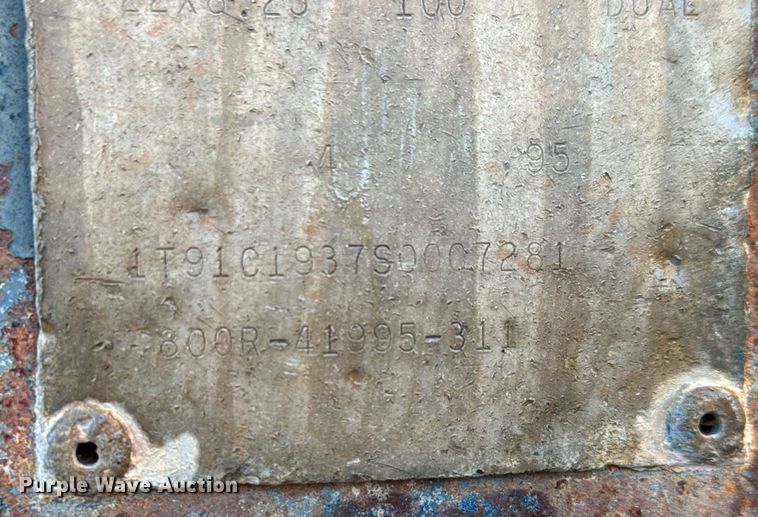 image for item LH9371 1995 Cornhusker end dump pup trailer