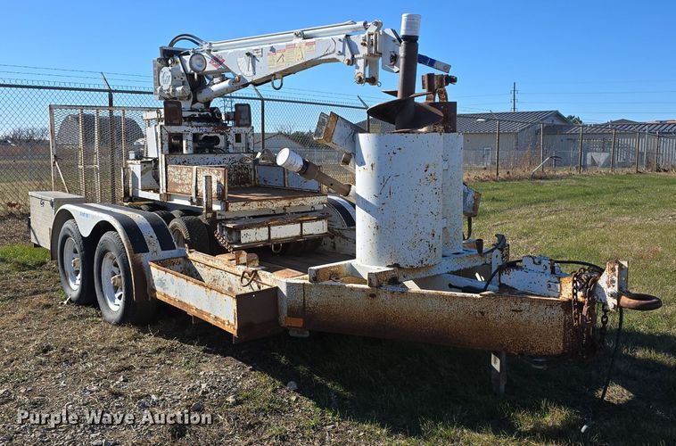 image for item LW9990 S.D.P. Inc mini digger derrick