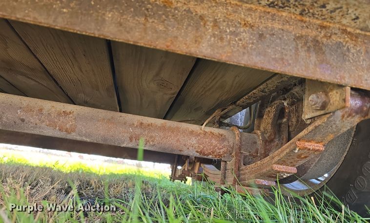 image for item LW9990 S.D.P. Inc mini digger derrick