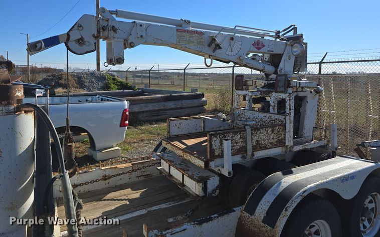 image for item LW9990 S.D.P. Inc mini digger derrick