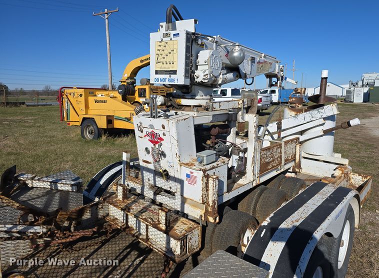 image for item LW9990 S.D.P. Inc mini digger derrick