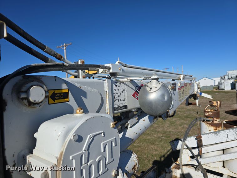 image for item LW9990 S.D.P. Inc mini digger derrick