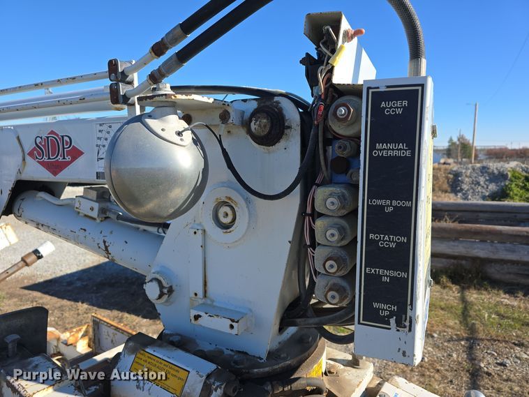 image for item LW9990 S.D.P. Inc mini digger derrick