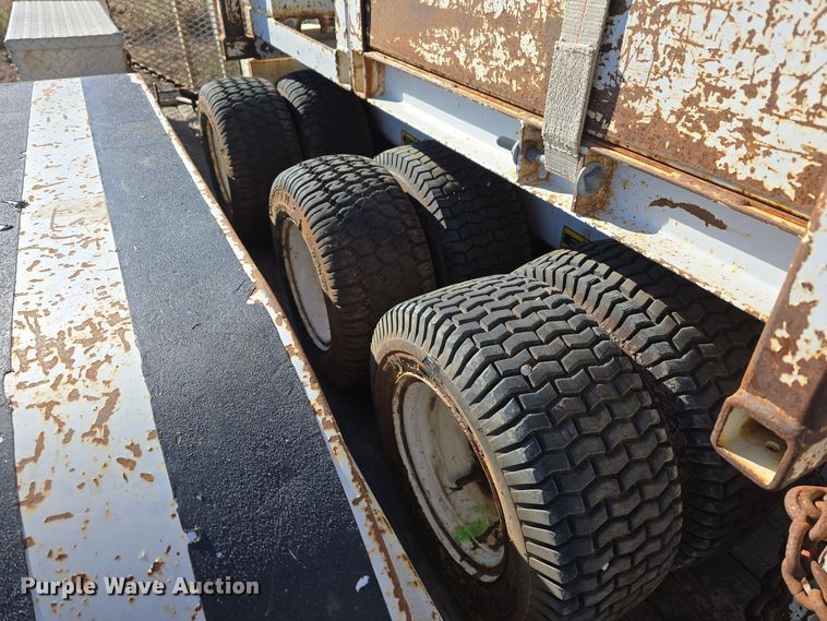 image for item LW9990 S.D.P. Inc mini digger derrick