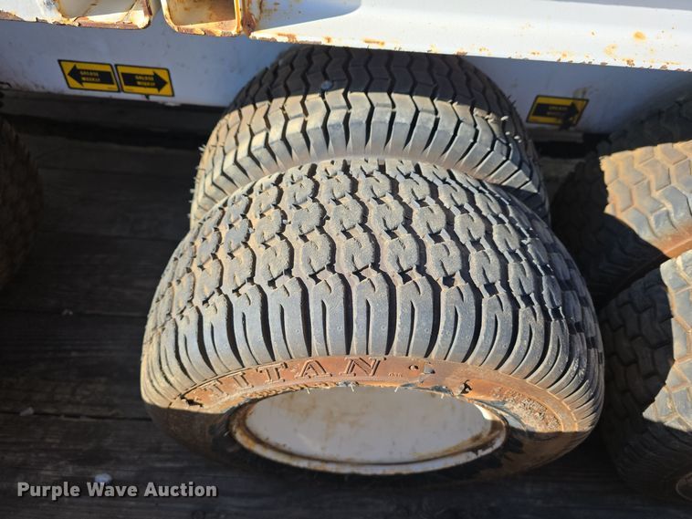 image for item LW9990 S.D.P. Inc mini digger derrick