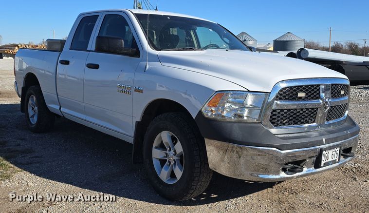 image for item LW9991 2013 Dodge Ram 1500 Quad Cab pickup truck