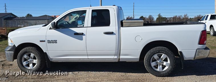 image for item LW9991 2013 Dodge Ram 1500 Quad Cab pickup truck