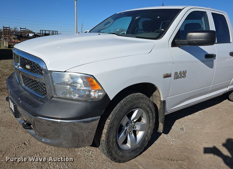 image for item LW9991 2013 Dodge Ram 1500 Quad Cab pickup truck