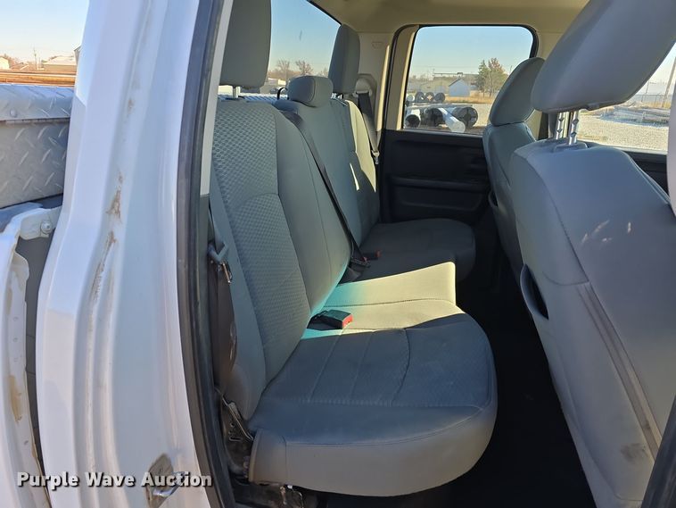 image for item LW9991 2013 Dodge Ram 1500 Quad Cab pickup truck