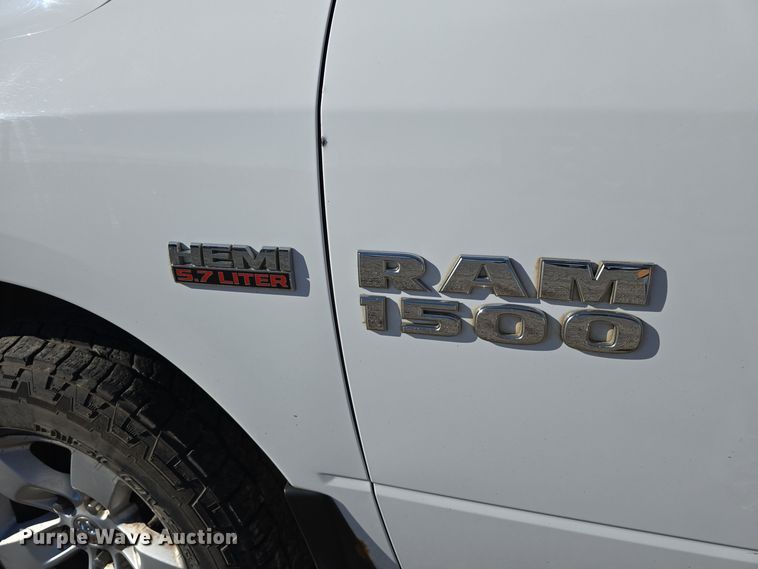 image for item LW9991 2013 Dodge Ram 1500 Quad Cab pickup truck