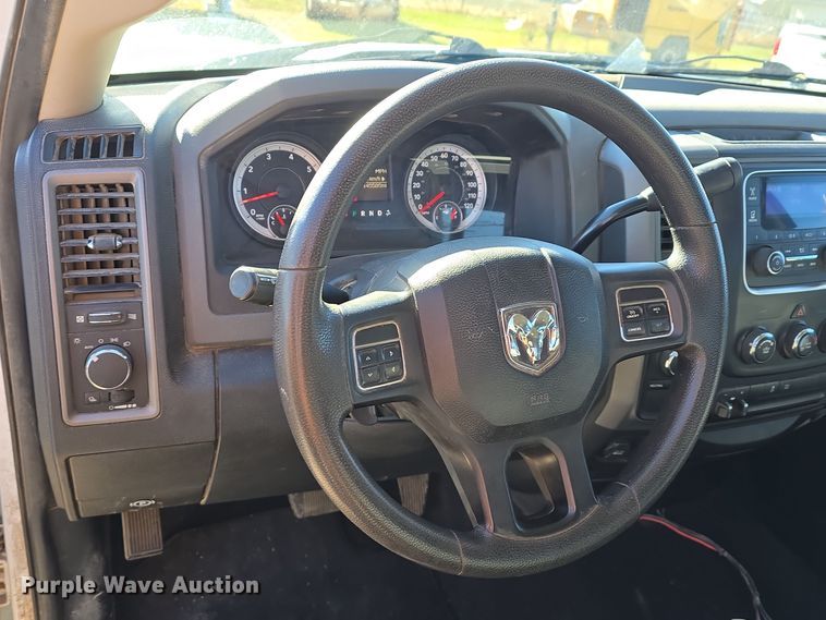 image for item LW9992 2013 Dodge Ram 1500 Quad Cab pickup truck