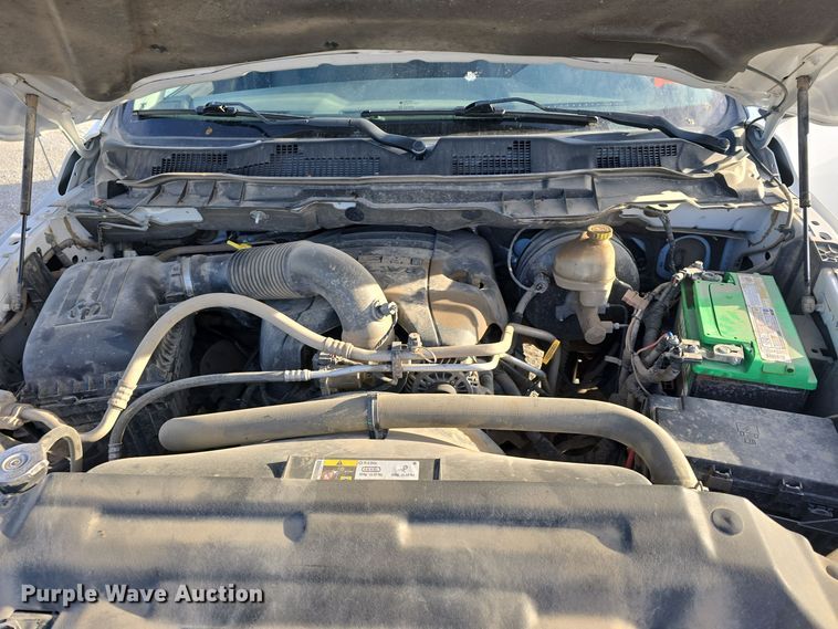 image for item LW9992 2013 Dodge Ram 1500 Quad Cab pickup truck