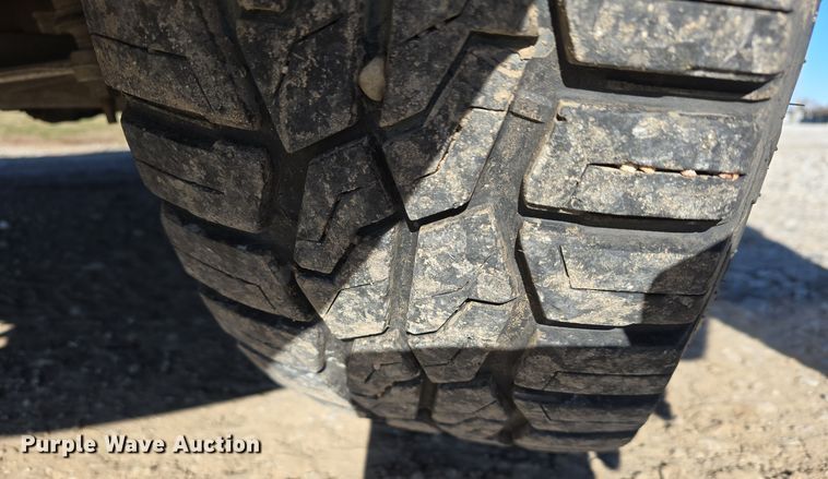 image for item LW9992 2013 Dodge Ram 1500 Quad Cab pickup truck