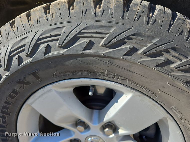 image for item LW9992 2013 Dodge Ram 1500 Quad Cab pickup truck