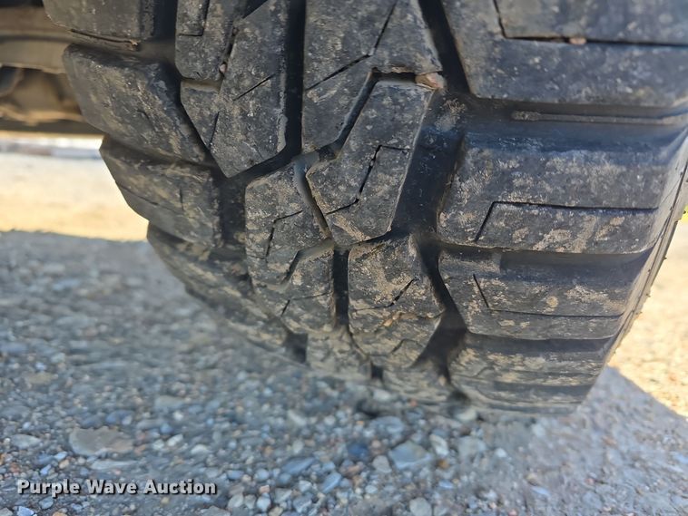 image for item LW9992 2013 Dodge Ram 1500 Quad Cab pickup truck