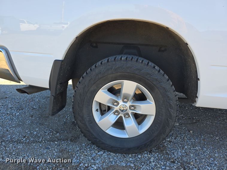 image for item LW9992 2013 Dodge Ram 1500 Quad Cab pickup truck