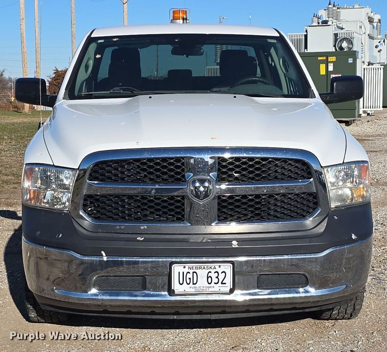 image for item LW9996 2014 Dodge Ram 1500 Quad Cab pickup truck