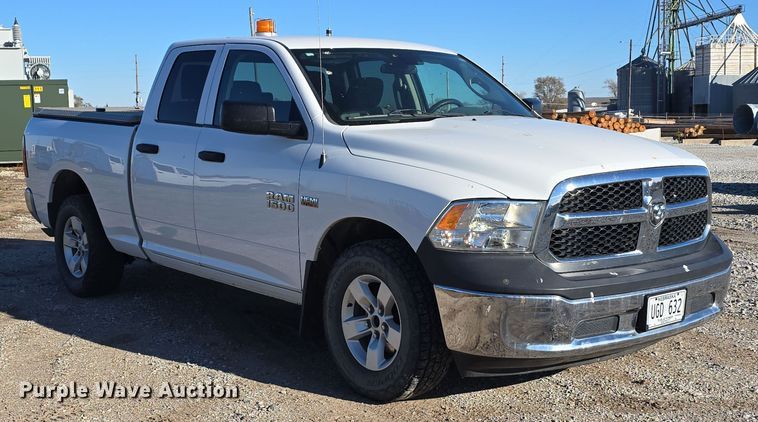 image for item LW9996 2014 Dodge Ram 1500 Quad Cab pickup truck