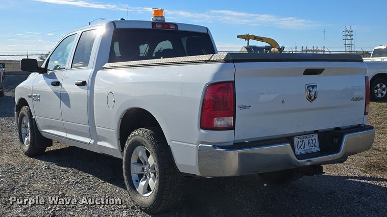 image for item LW9996 2014 Dodge Ram 1500 Quad Cab pickup truck